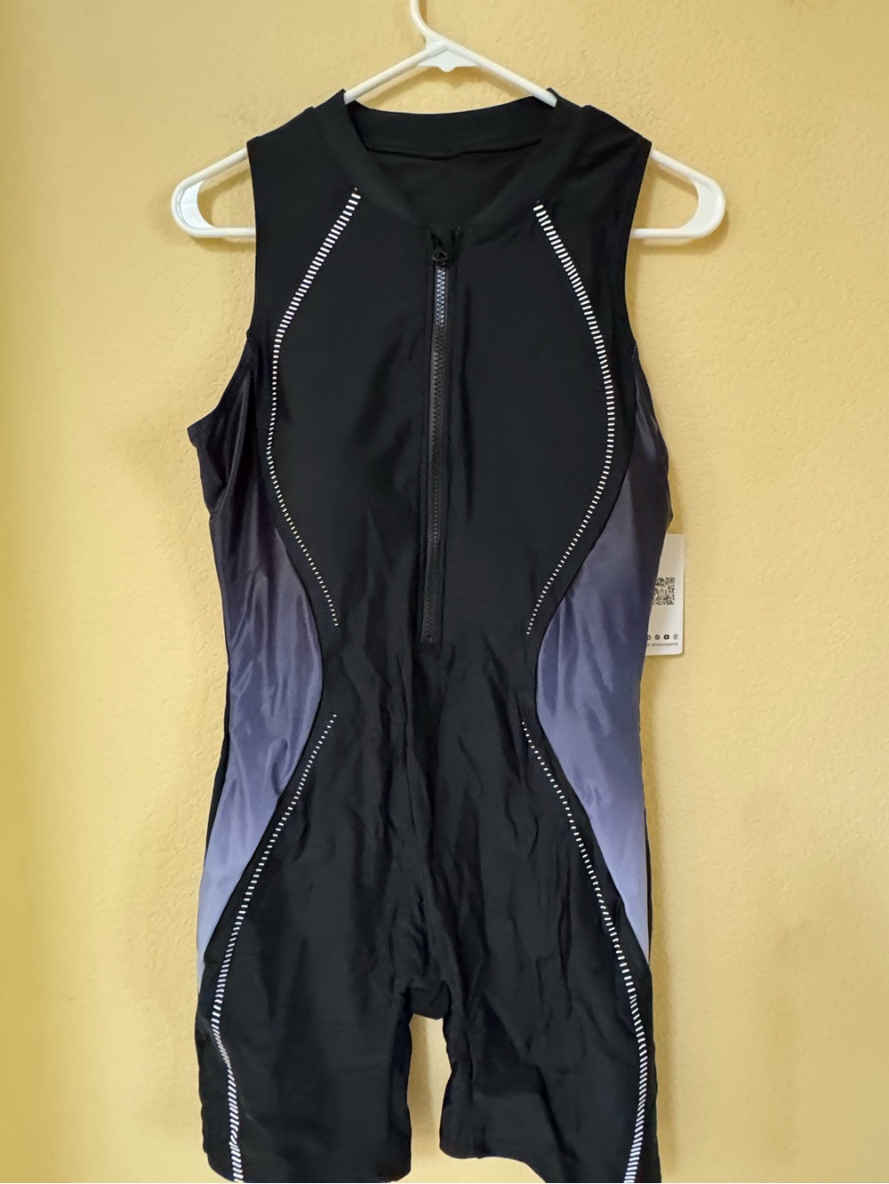 ATTRACO boyleg one-piece swimsuit black and grey Size Large NWT